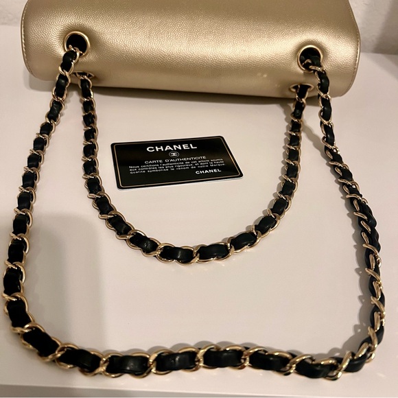 Chanel Black and Gold Women's Bag - Picture 8 of 14